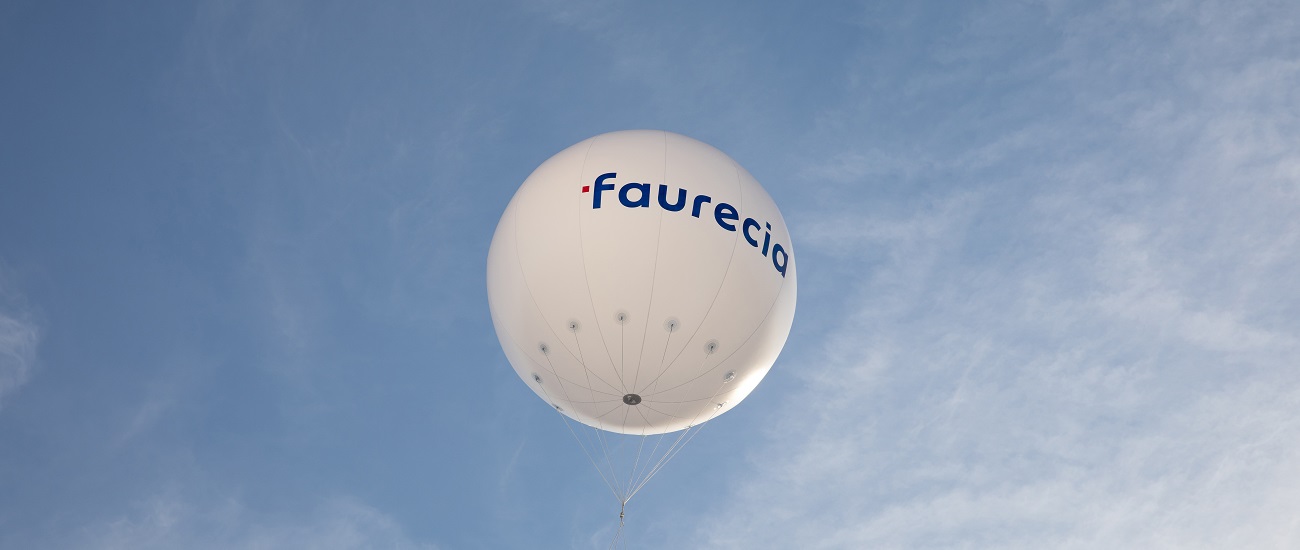 Balloon with Faurecia logo