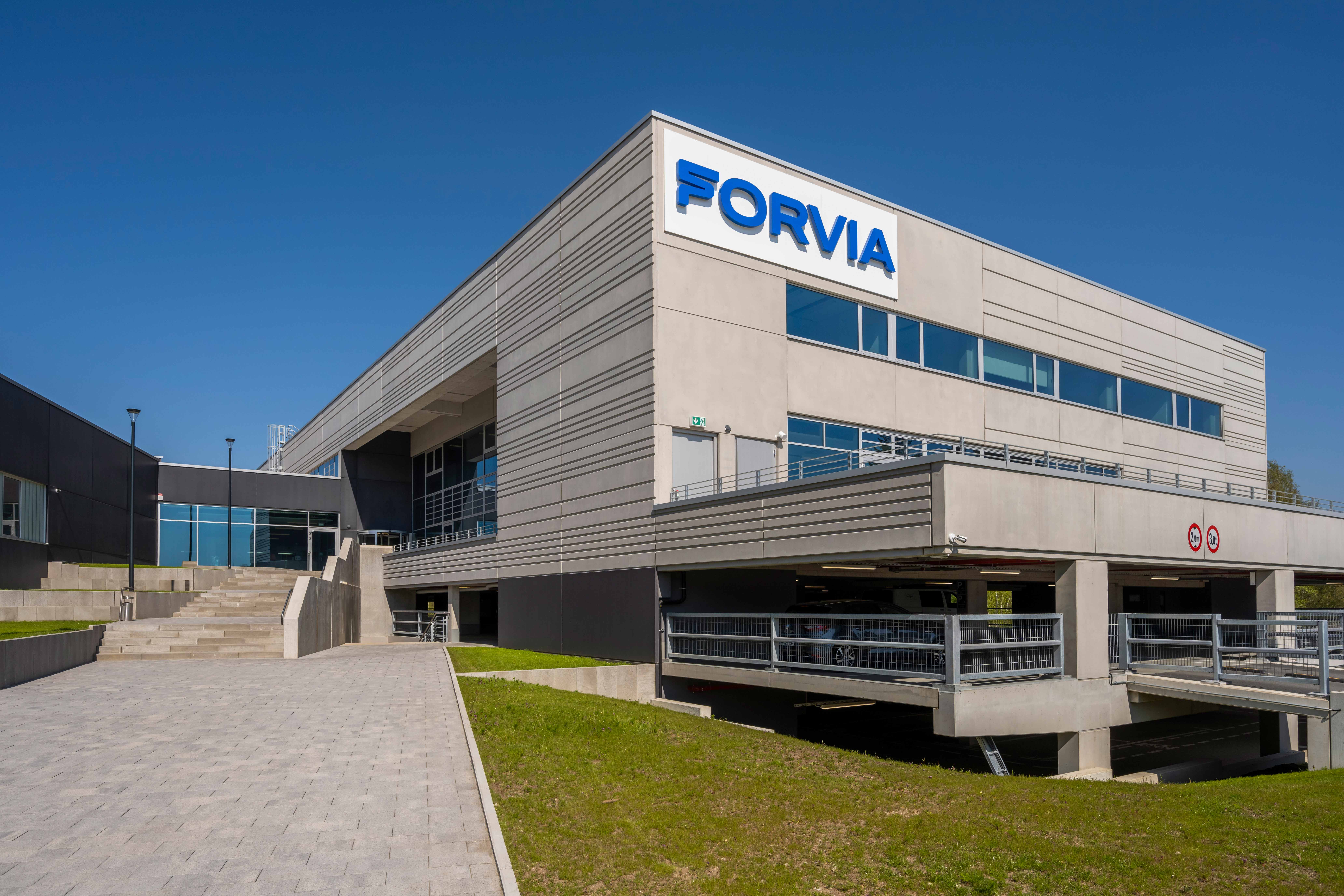 FORVIA Technology & Customer Center opens in Hannover