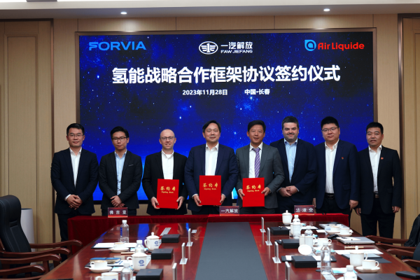 Kooperation FORVIA, FAW Jiefang und Air Liquide
